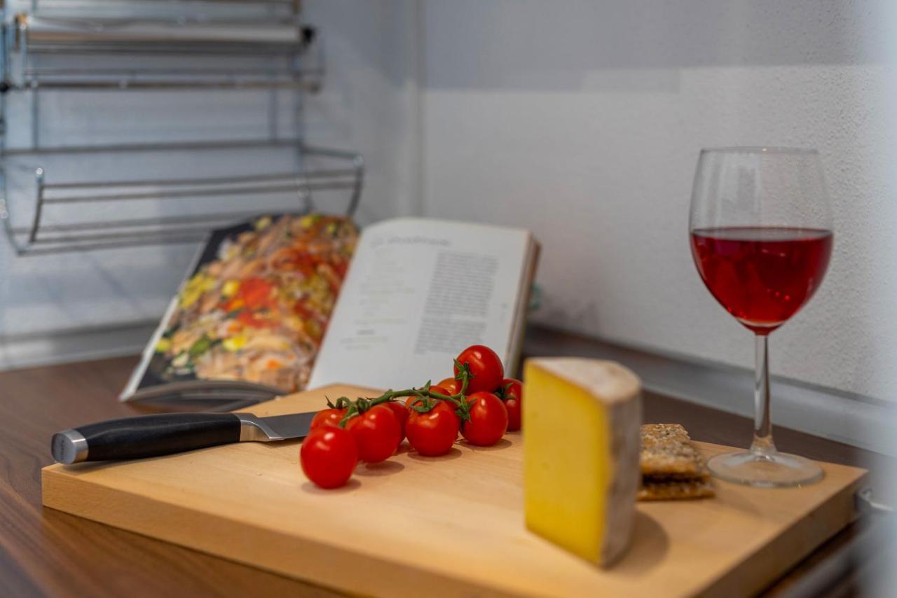 Apartment Angela Трогир Екстериор снимка
