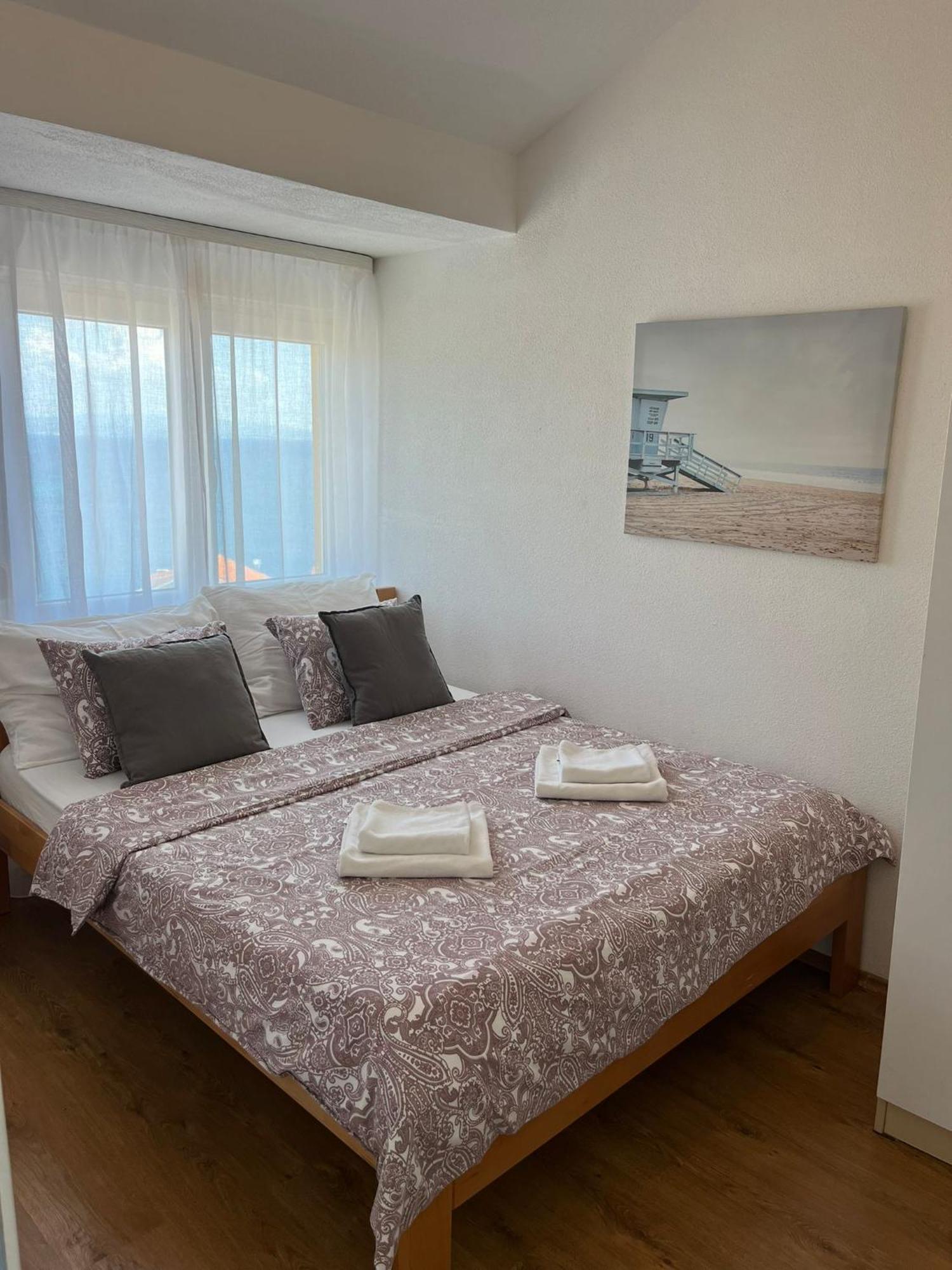 Apartment Angela Трогир Екстериор снимка
