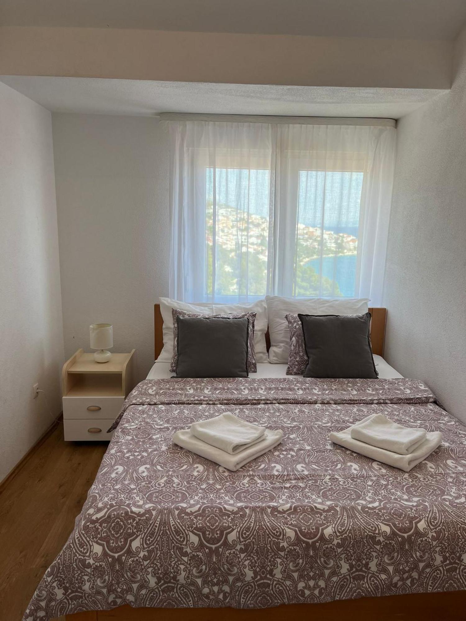 Apartment Angela Трогир Екстериор снимка